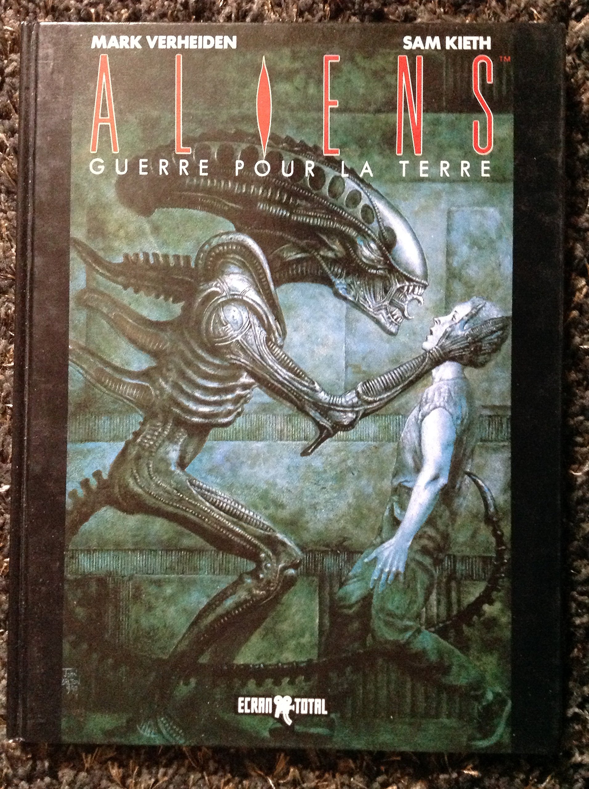 jaquette livre Aliens, guerre pour la terre tome 2