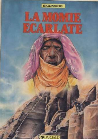 jaquette livre La Momie Ecarlate
