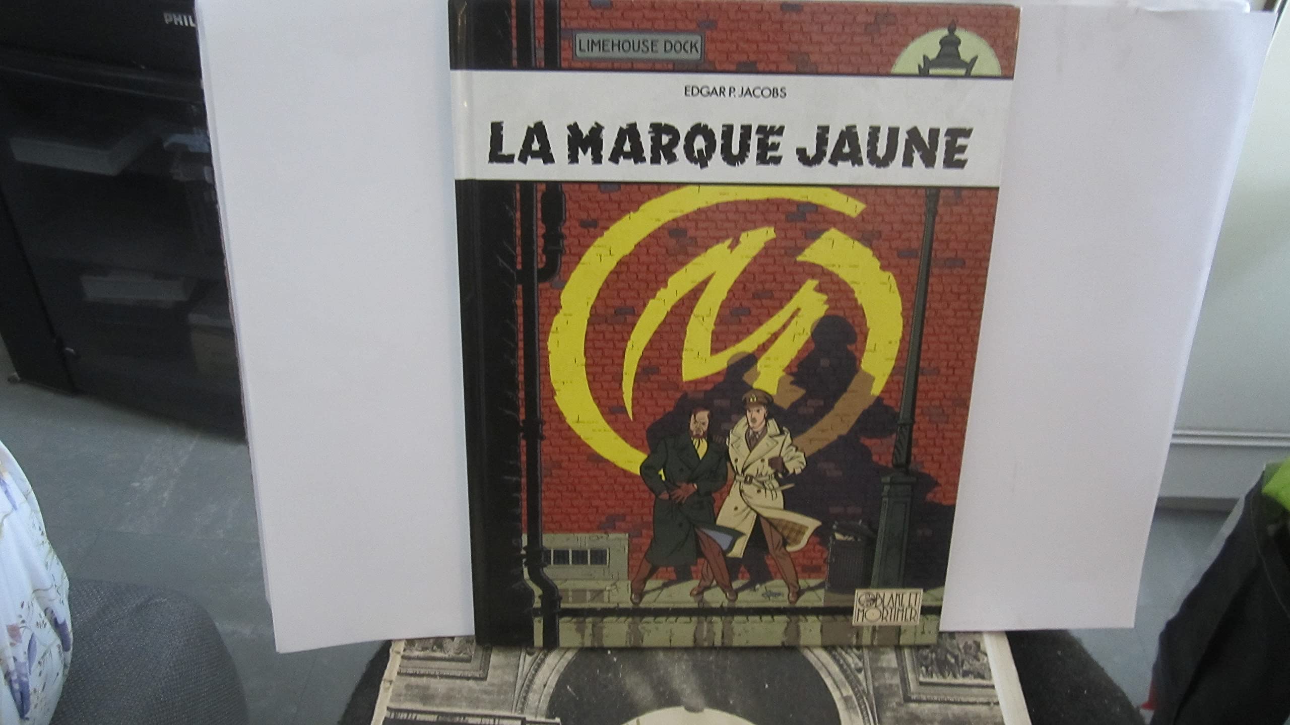 jaquette livre LA MARQUE JAUNE