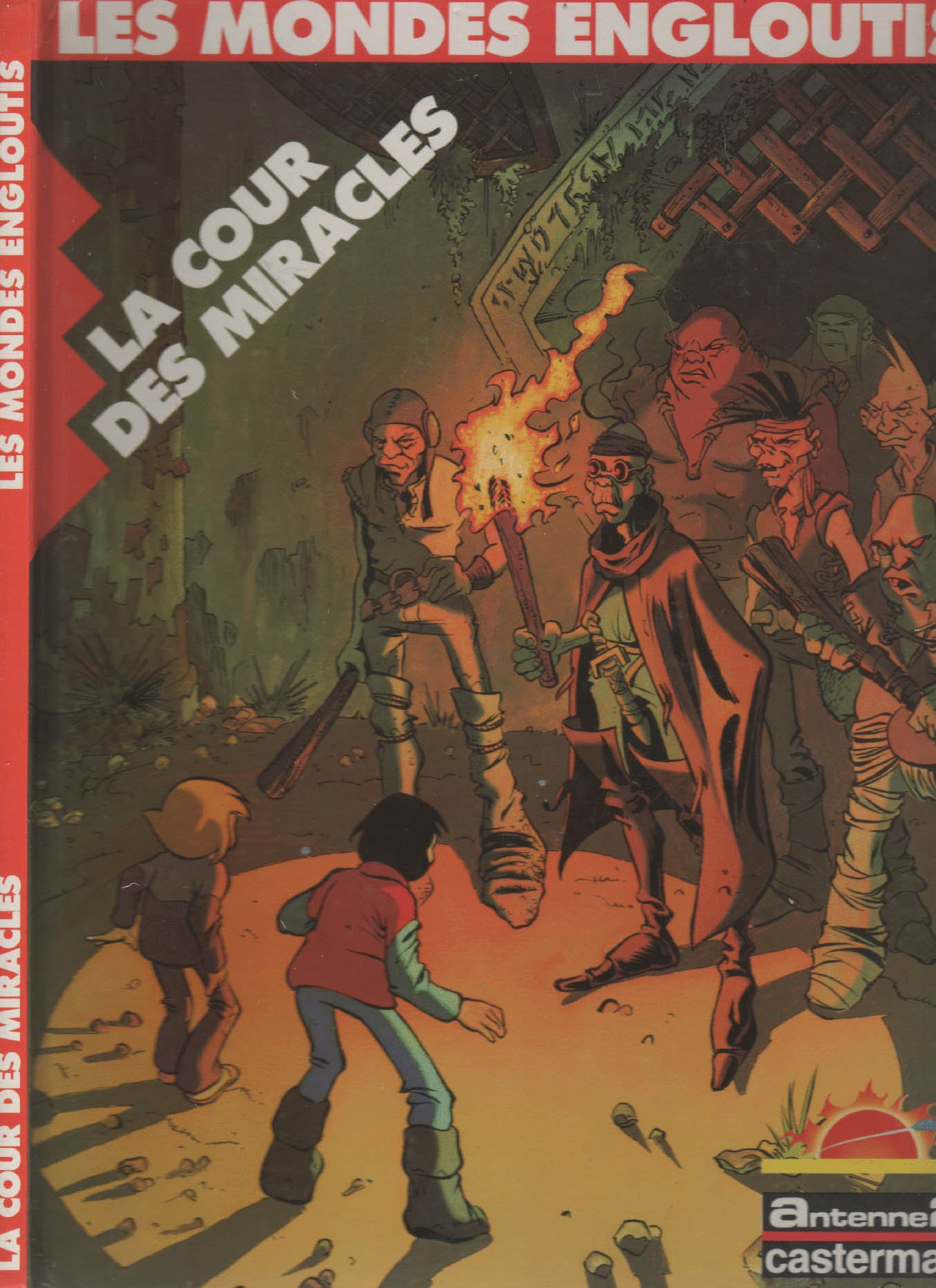 jaquette livre La cour des miracles - Les mondes engloutis 1