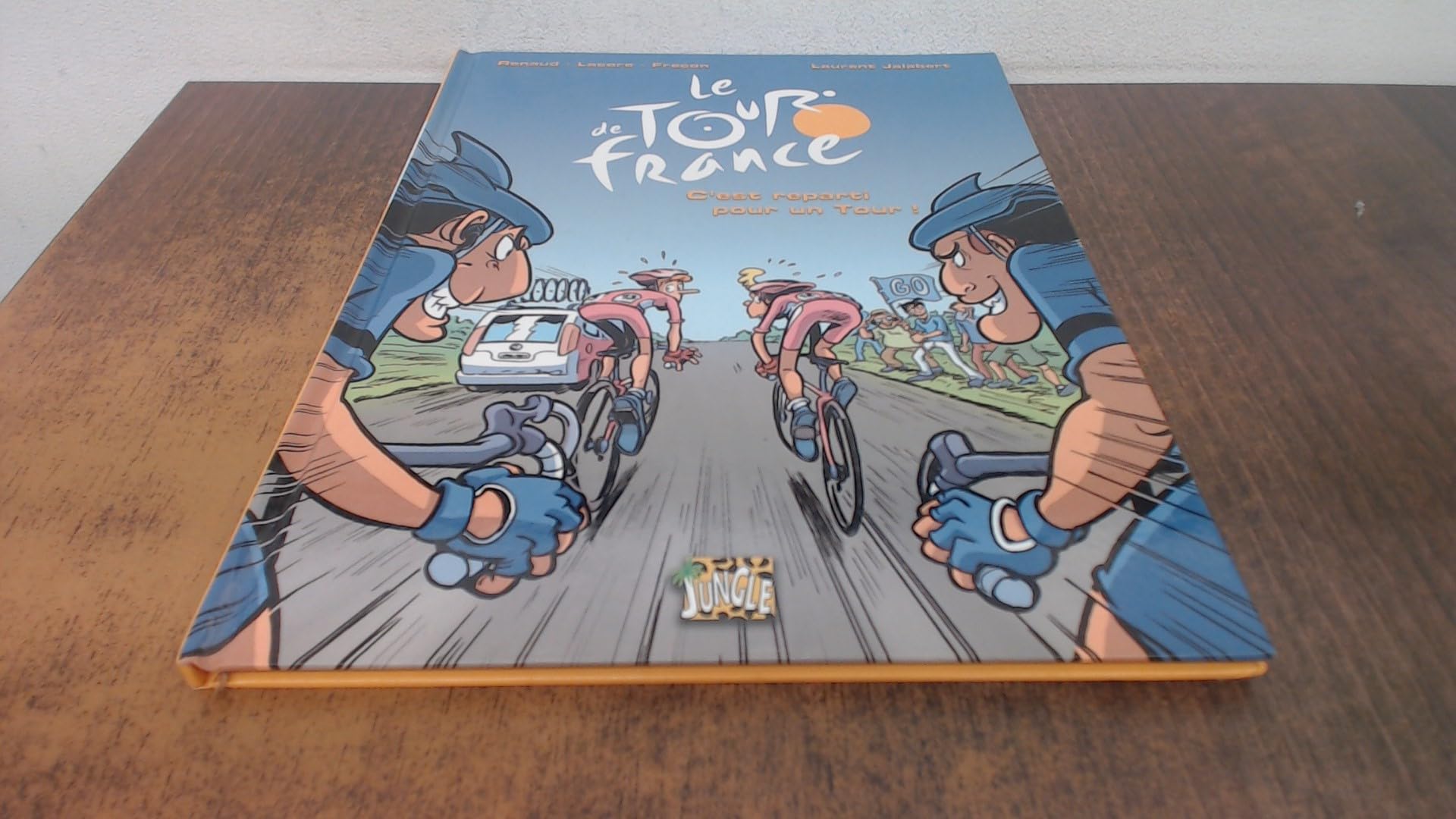 jaquette album Le tour de france en bd t.2: C'EST REPARTI POUR UN TOUR! (2)