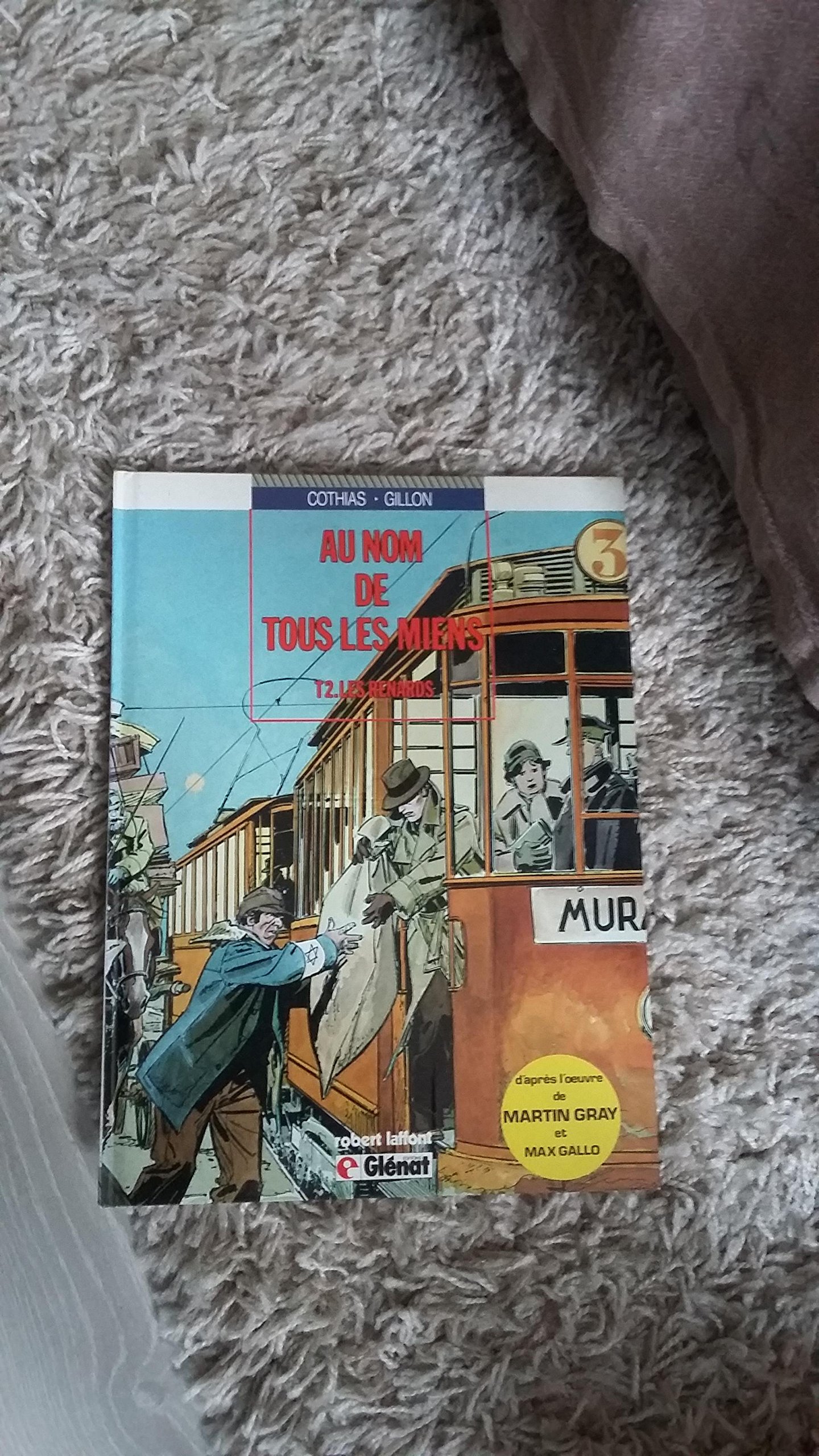 jaquette album Au nom de tous les miens T.2 Les Renards